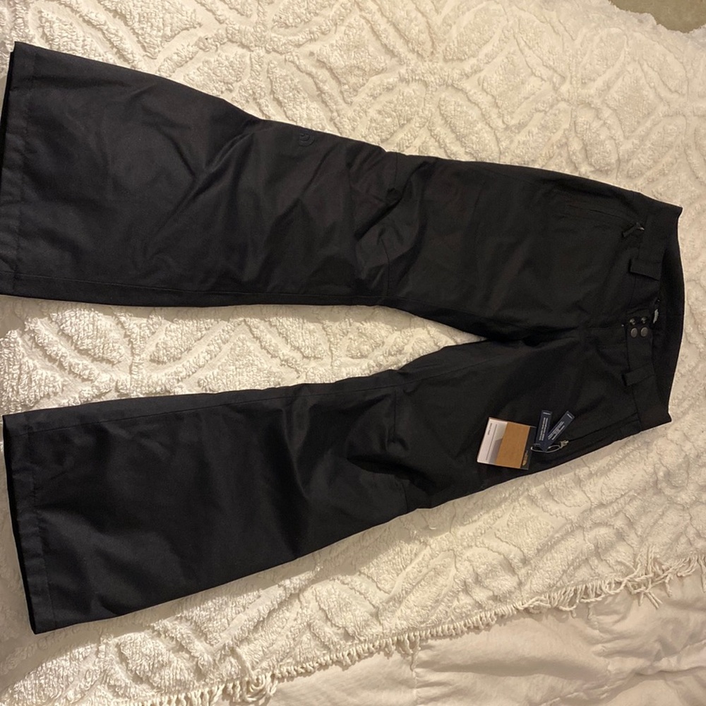 The North Face “sally pant” ski/snowboard pants, size XS, black, NEW WITH TAGS